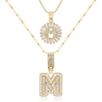 Set de 2 Collares con Inicial y Brillo