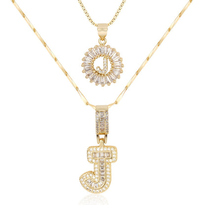 Set de 2 Collares con Inicial y Brillo
