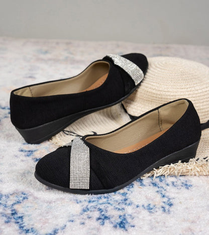 Marzia | zapatos ortopédicos con cuña ligera y strass