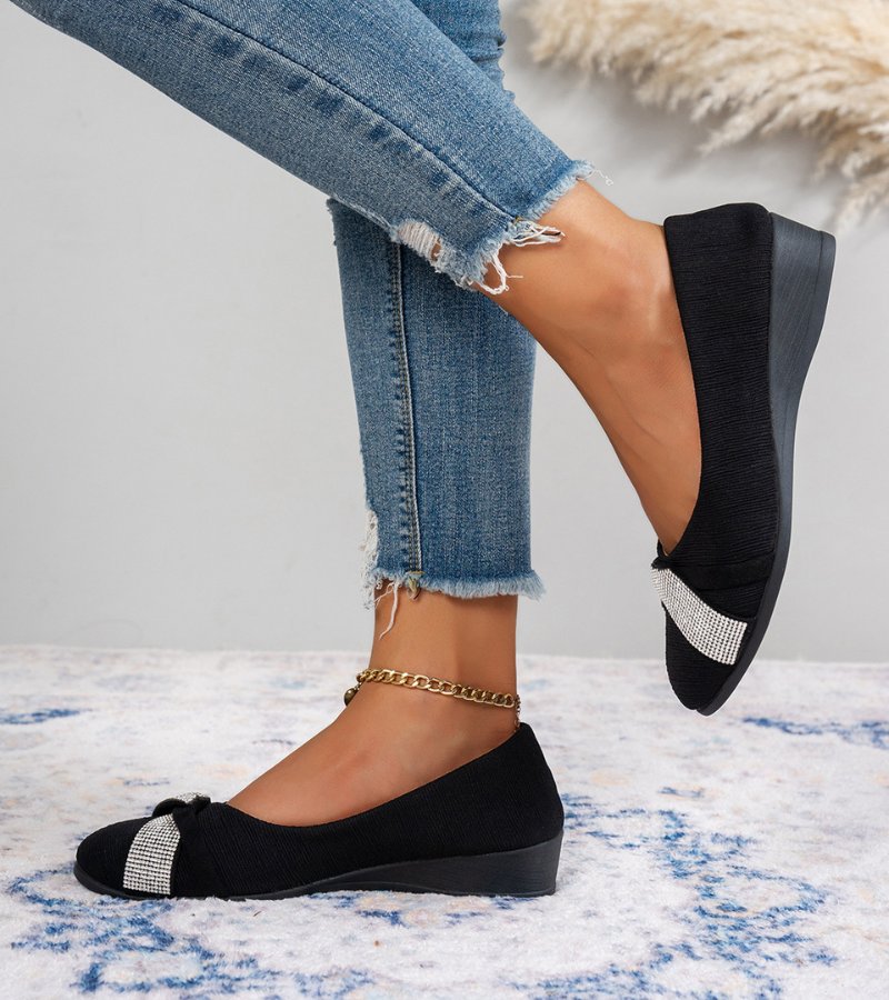 Marzia | zapatos ortopédicos con cuña ligera y strass