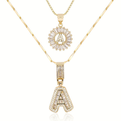 Set de 2 Collares con Inicial y Brillo