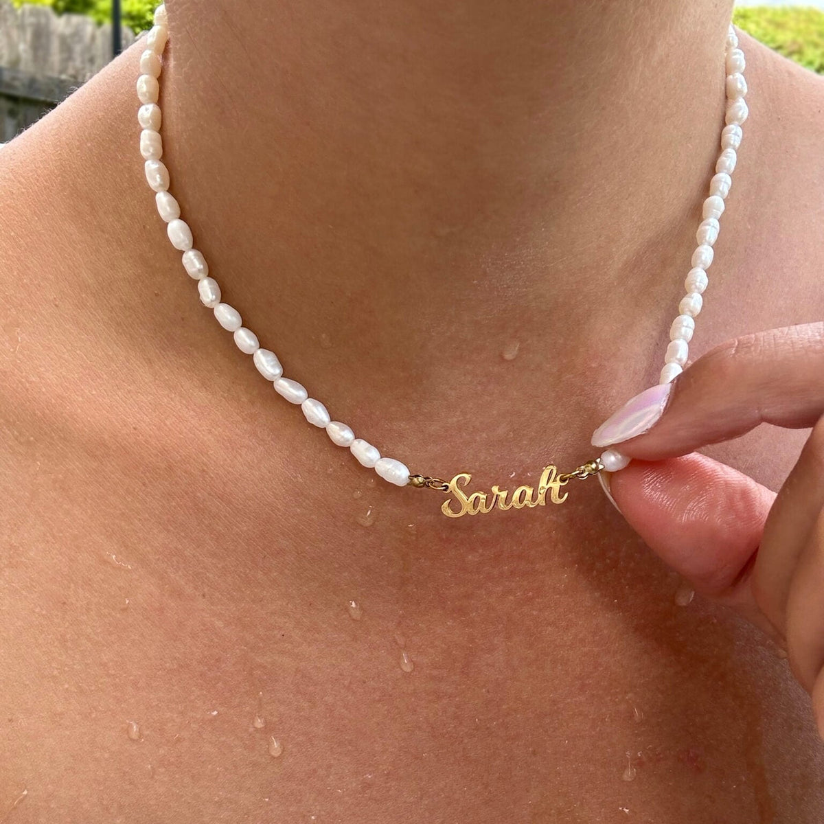 Collar con Nombre de Perla de Agua Dulce Personalizado