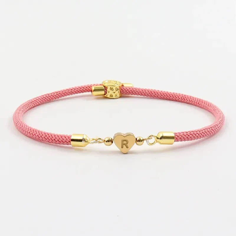 Pulsera Ajustable con Inicial en Forma de Corazón
