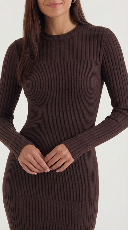 Sheila | Vestido Midi Ajustado de Canalé