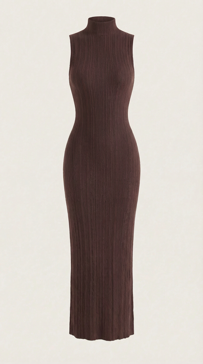 Sonia | Vestido Midi Ajustado de Cuello Alto