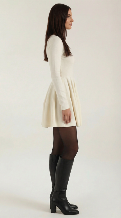 Tiffany | Vestido Corto con Mangas Largas y Pliegues