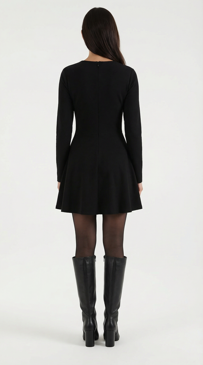 Tiffany | Vestido Corto con Mangas Largas y Pliegues