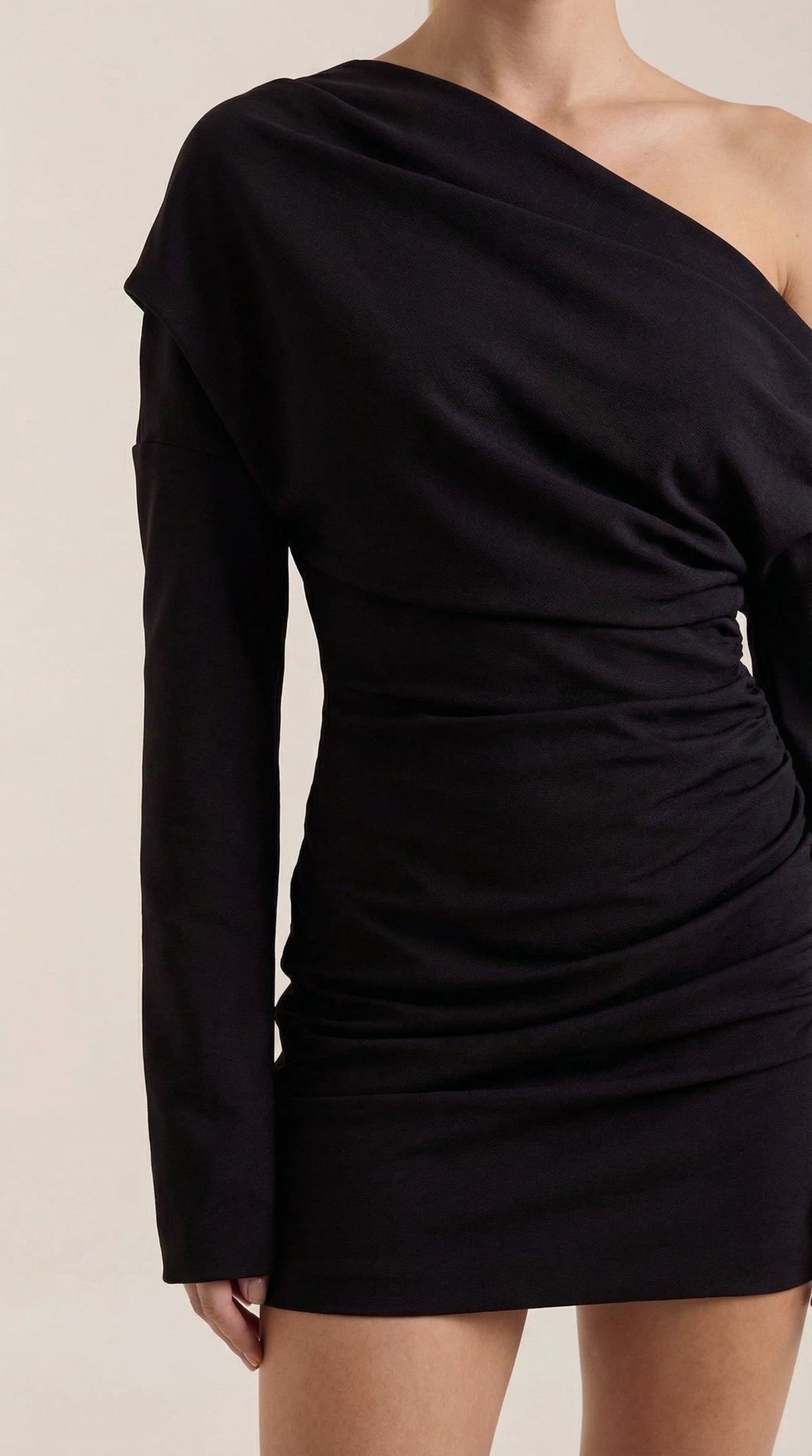 Doreen | Vestido Mini de Un Solo Hombro