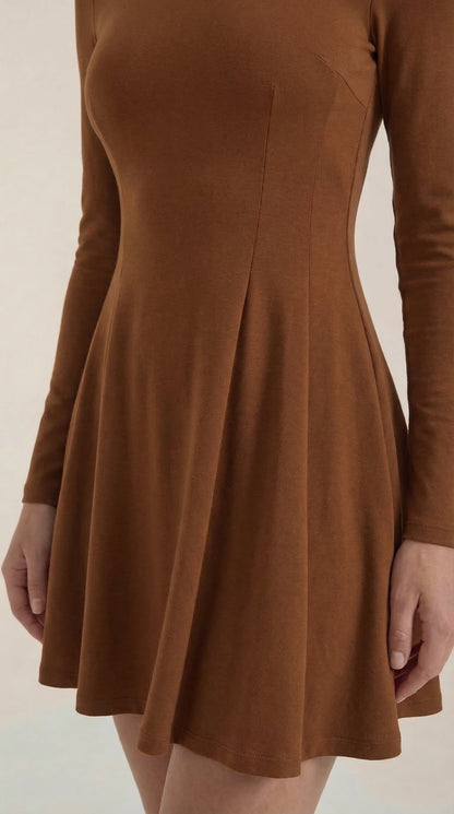 Ébano | Vestido Corto de Manga Larga