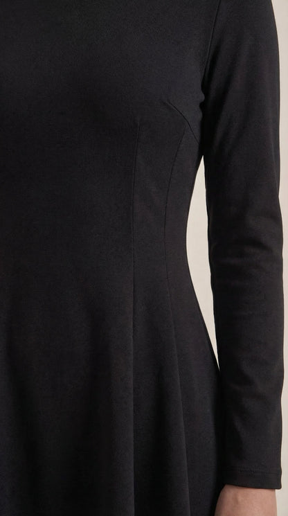 Ébano | Vestido Corto de Manga Larga