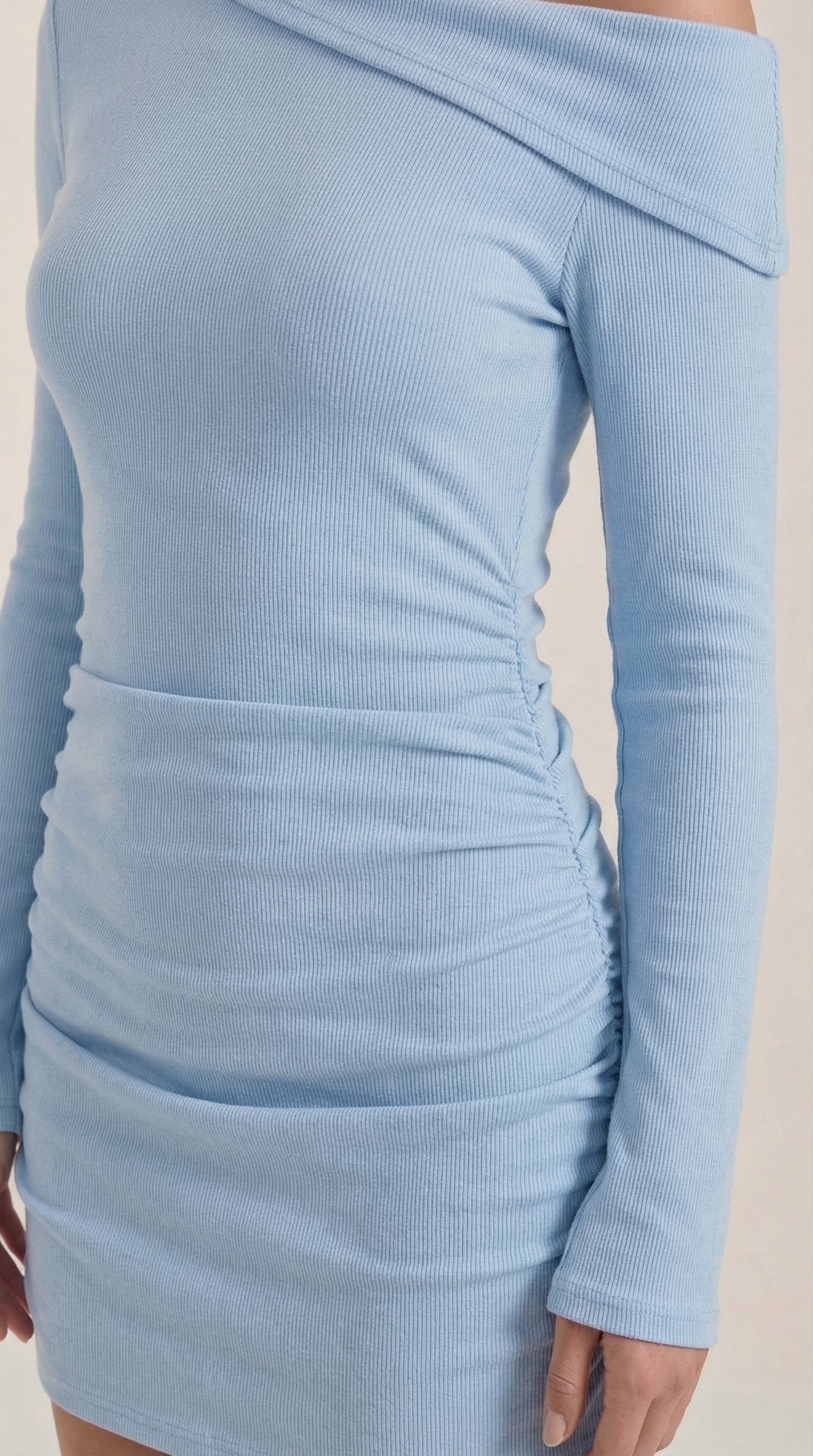 Elle | Vestido Mini Acampanado Sin Mangas