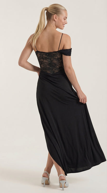Giselle | Vestido Largo de Encaje con Corsé y Un Hombro