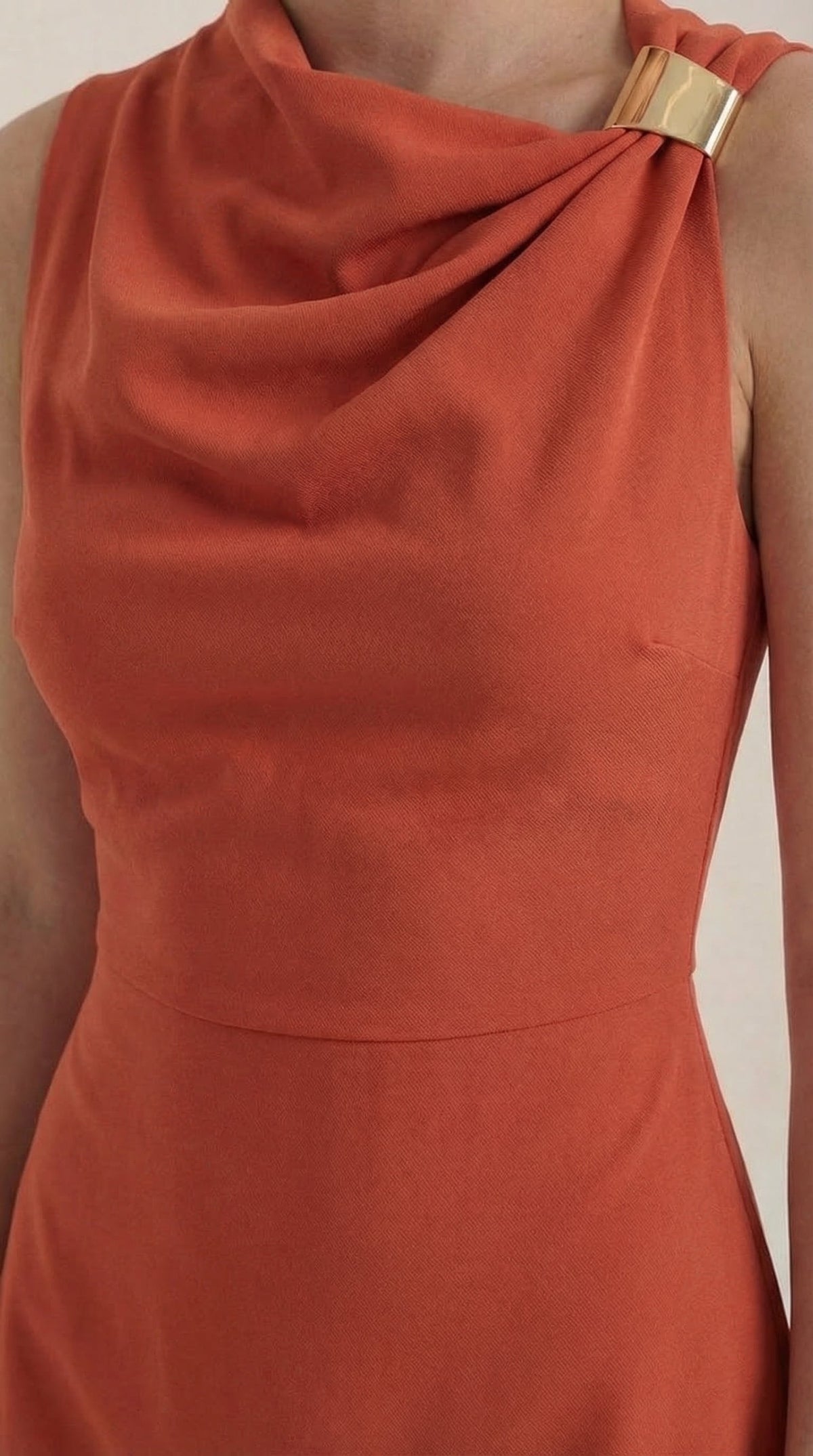 Rosalie | Vestido Corto con Cuello Drapeado