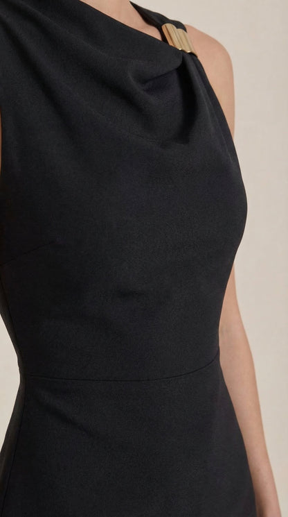 Rosalie | Vestido Corto con Cuello Drapeado