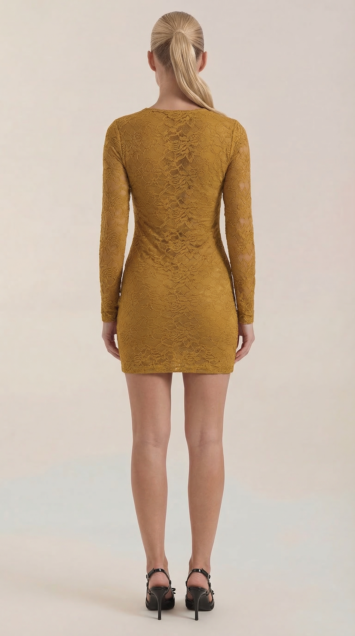 Sadie | Vestido Corto Ajustado de Encaje